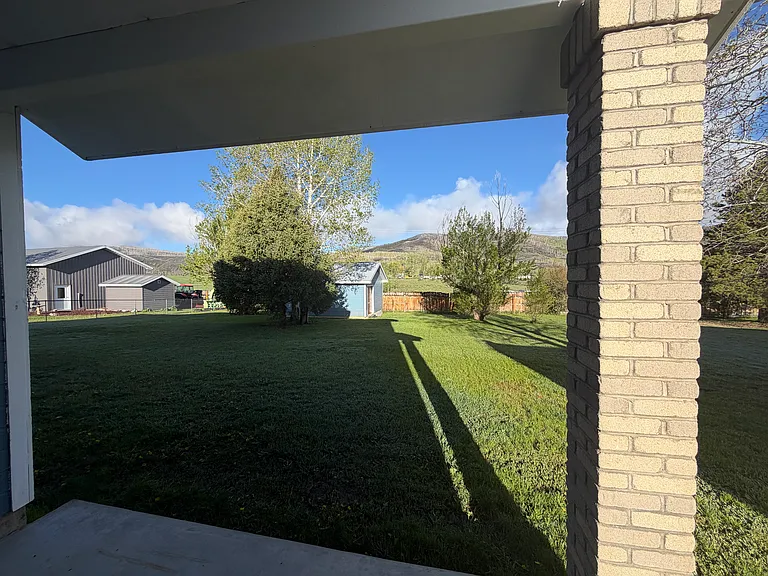 726 Lillian Ln #202 — Photo 57