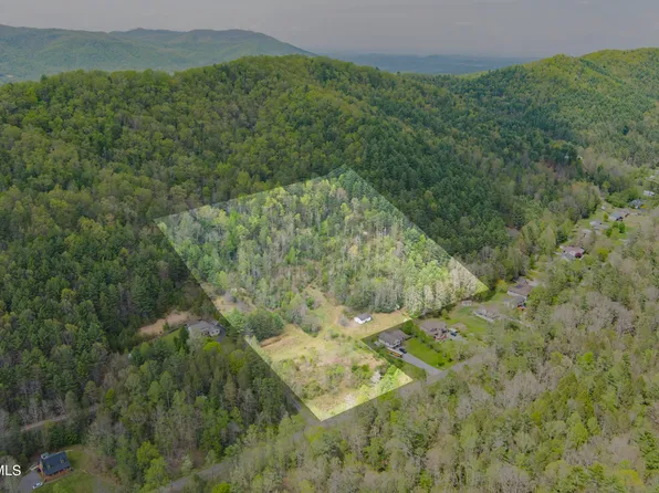 150 Canady Dr, Unicoi, TN 37692