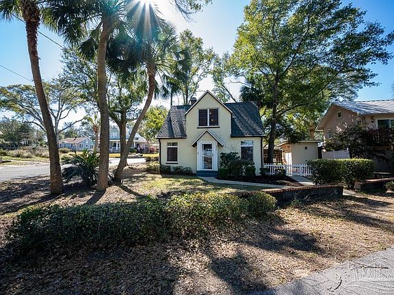 3rd image of 900 Bayou Blvd