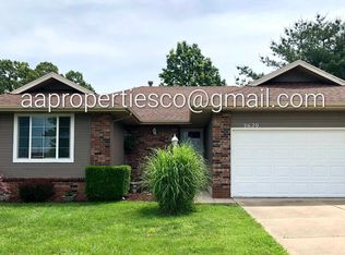 3620 S Holiday Ave, Springfield, MO 65807