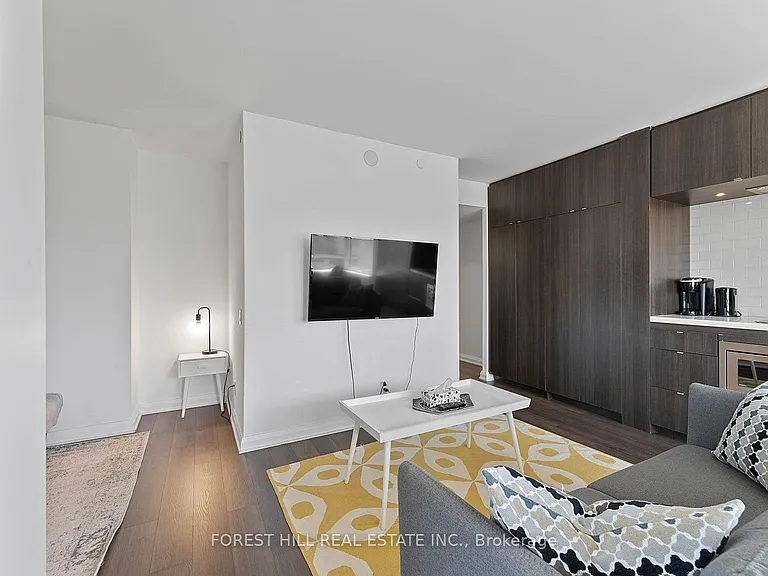 155 Yorkville Ave #2917 — Photo 8