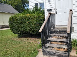318 Sterling Ave #2, Oshkosh, WI 54901