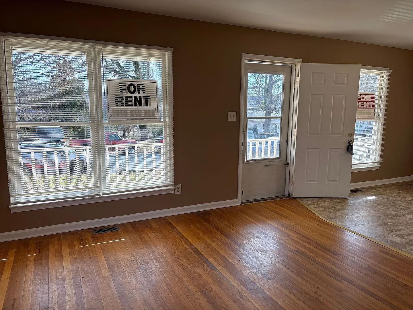 3 Bedroom Convenient to A&T and Downtown Greensboro! — Photo 4