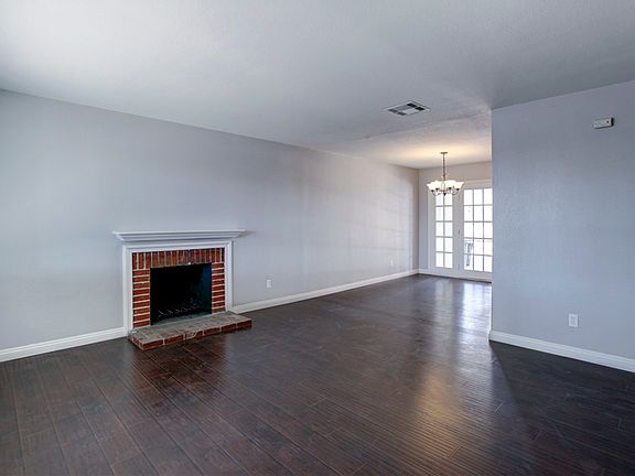 5th image of 6689 Merito Ave