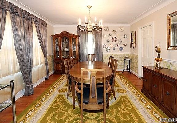 5th image of 24 Eldridge Ave