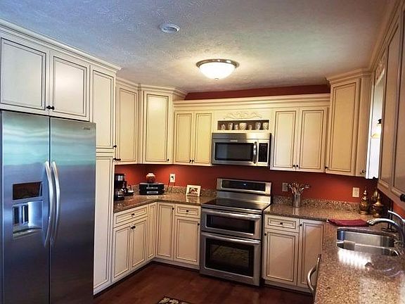4th image of 4911 Kleeman Green Dr