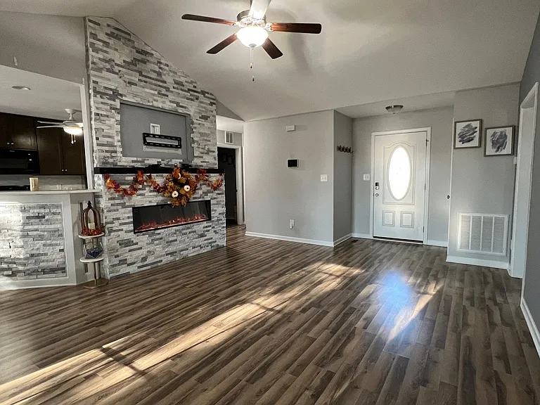 184 Hudson Farms Way — Photo 18