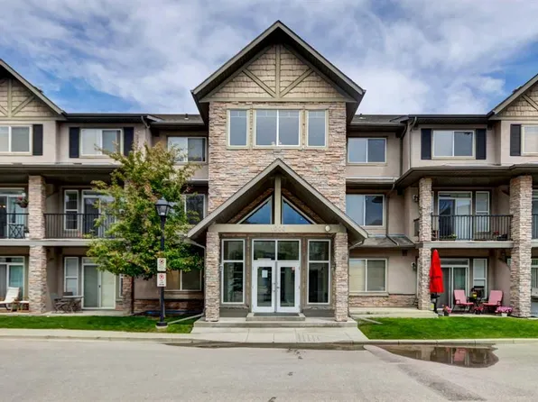 211 S Aspen Stone Blvd SW #1222, Calgary, AB T3H 0K1