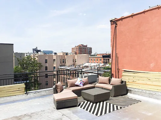 Rented by Bohemia Realty Group | media 12