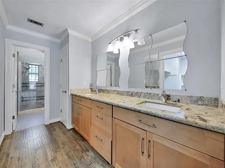 652 N Eldridge Pkwy — Photo 15