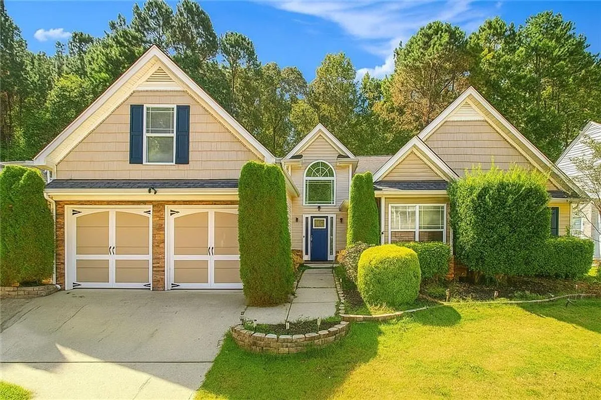 Building Photo - 615 Hemlock Ct