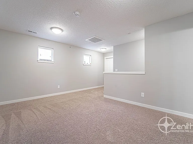 186 N 44th Pl — Photo 18