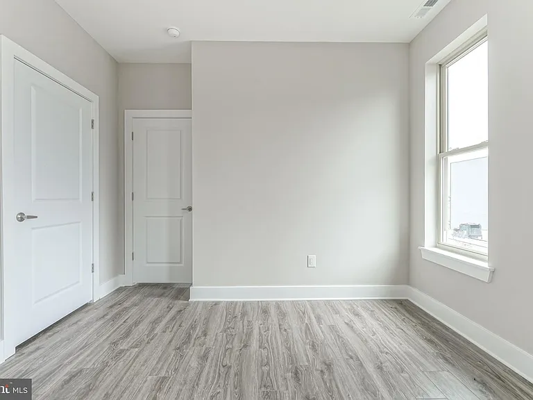 2162 E Norris St #303 — Photo 20