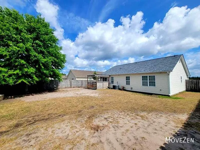 1347 Parkland Way — Photo 38