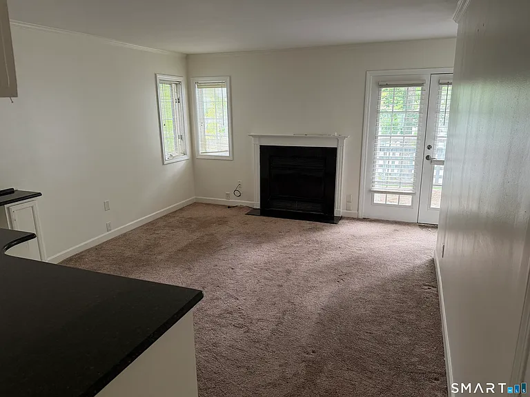213 Old Pond Ln #213 — Photo 6