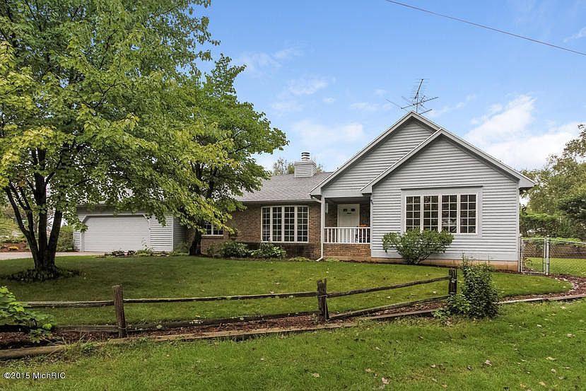 1st image of 24 Robinhood Dr SE