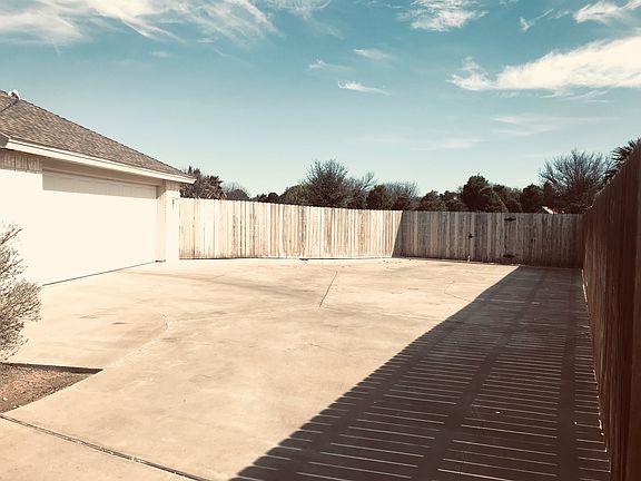 2nd image of 1309 Sea Island Ct