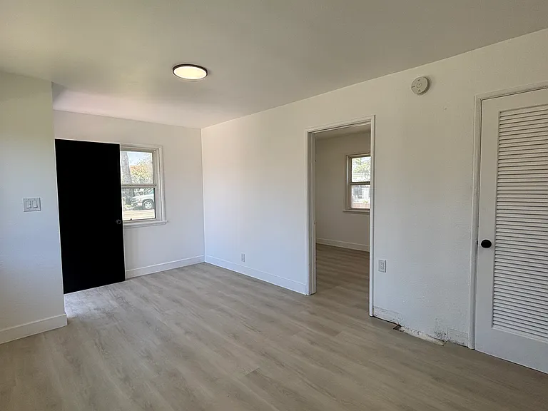 1512 W 5th St #1512 — Photo 8