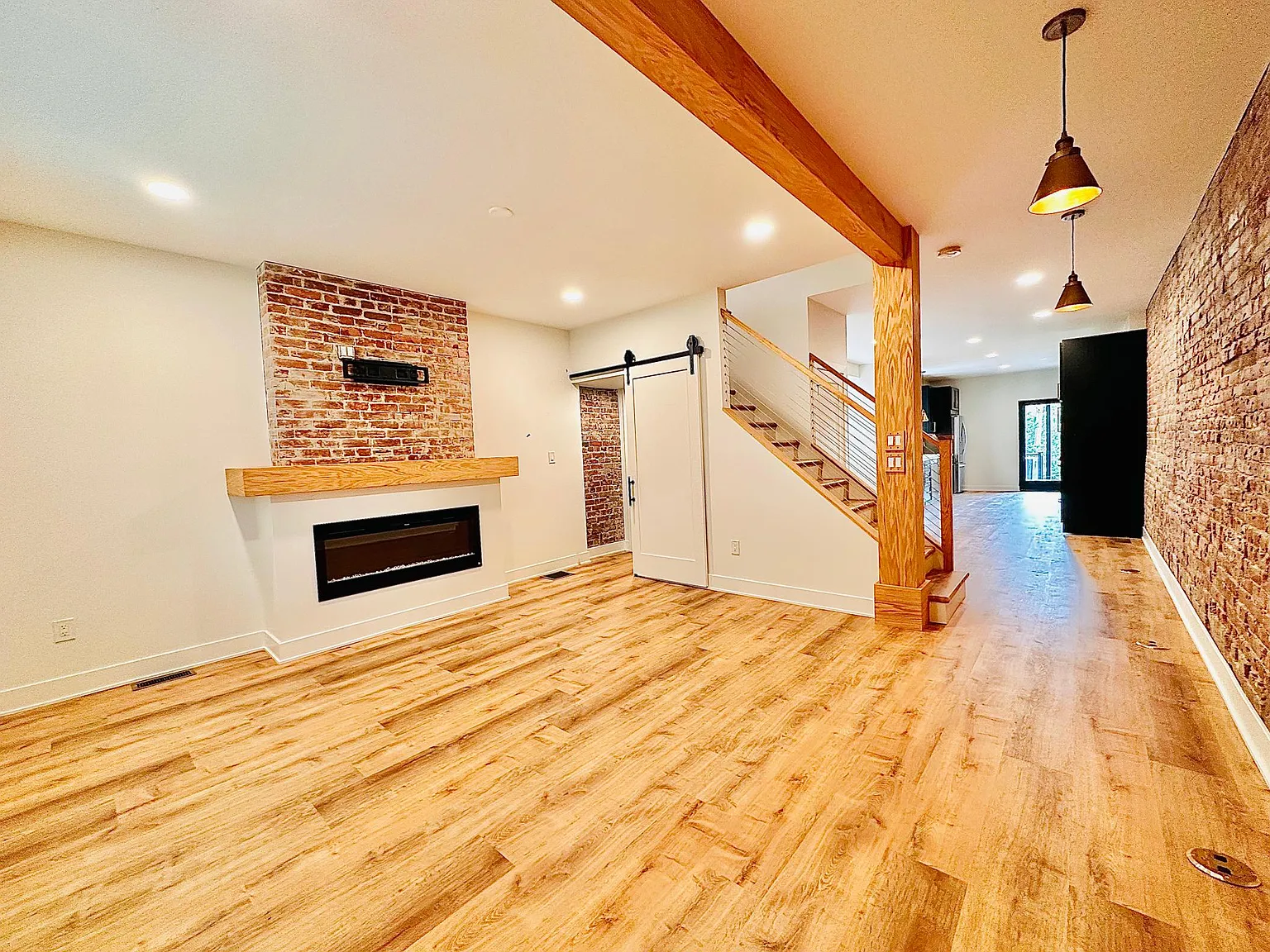 354 45th St photo 1