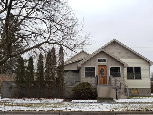 818 River St, Alpena, MI 49707