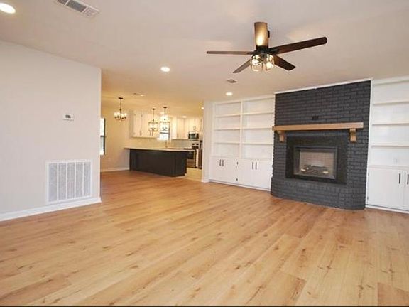 4th image of 17357 Timberlane Dr