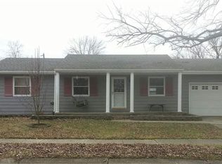 1313 E Maxville Rd, Boonville, IN 47601