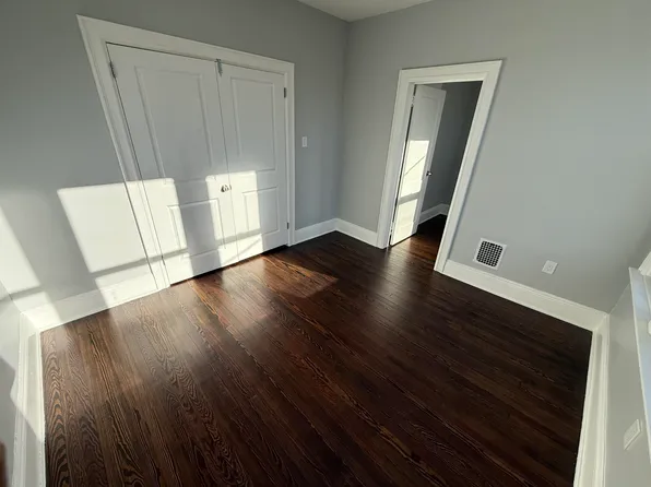 308 Pearsall Avenue image 4 of 12