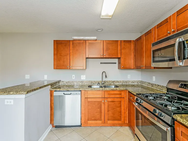 15017 Deer Meadow Dr — Photo 9