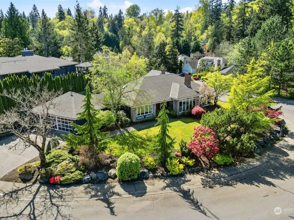 2113 179th Court NE, Redmond, WA 98052
