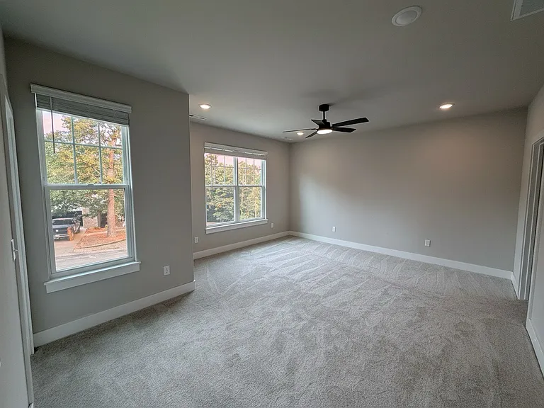 4 McHugh Ln #4 — Photo 10