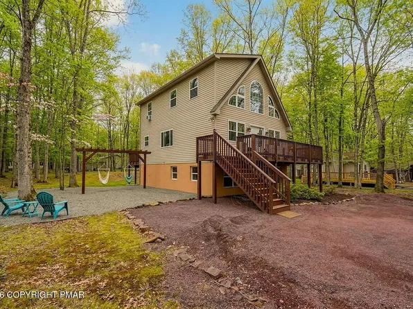 29 Hugo Dr, Albrightsville, PA 18210