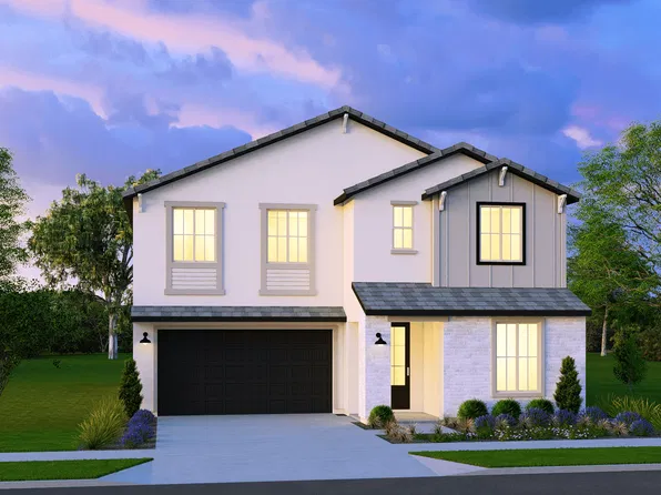 3153 Moody Ave, Clovis, CA 93619