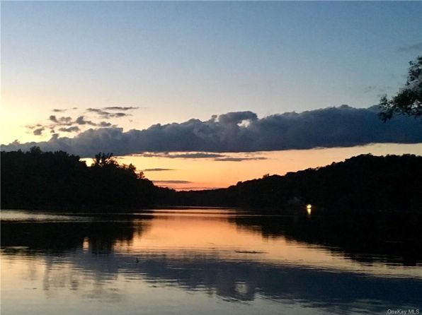 3300 Baker Highway #11, Mohegan Lake, NY 10547