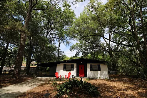 3826 NW 14th Pl Photo 1