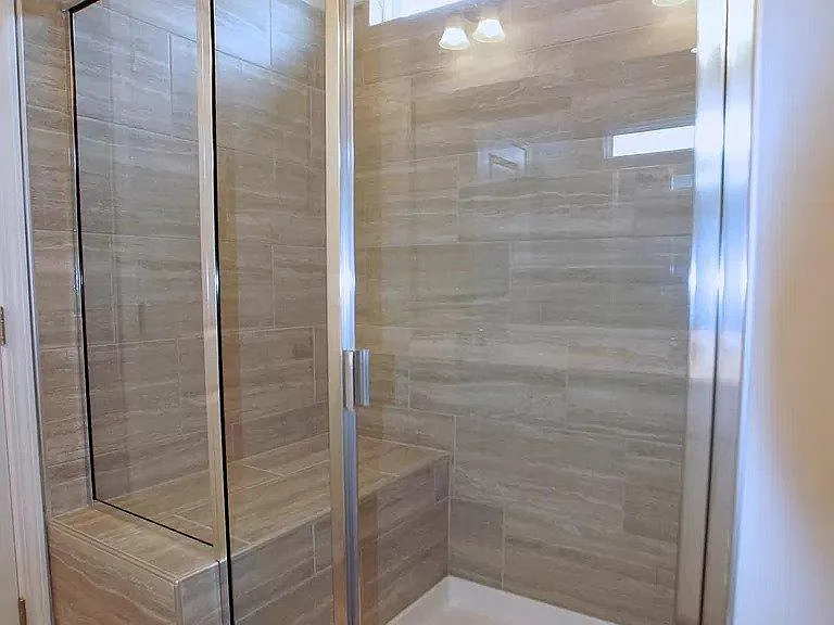 Master shower
