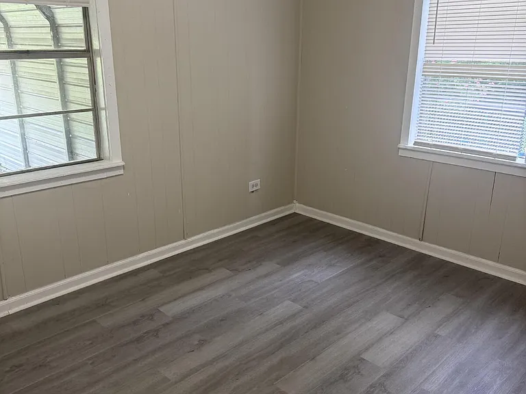 81 Blackwell Ln — Photo 6