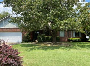 2909 Matthews Dr, Joplin, MO 64801