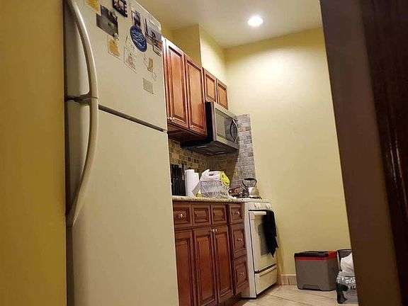 5th image of 71-17 Woodside Ave #1C