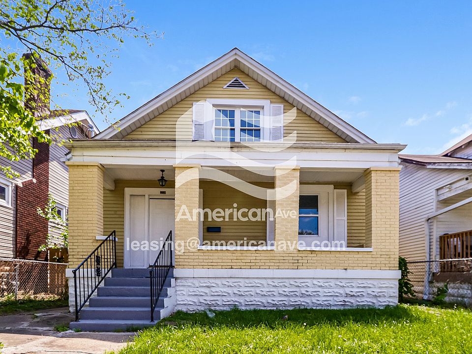 1371540_001_front_view_1.jpg