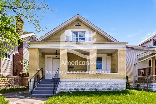 2220 Grand Ave Photo 1