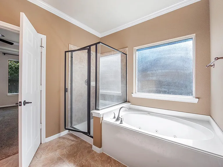 158 Rocky Point Dr — Photo 22
