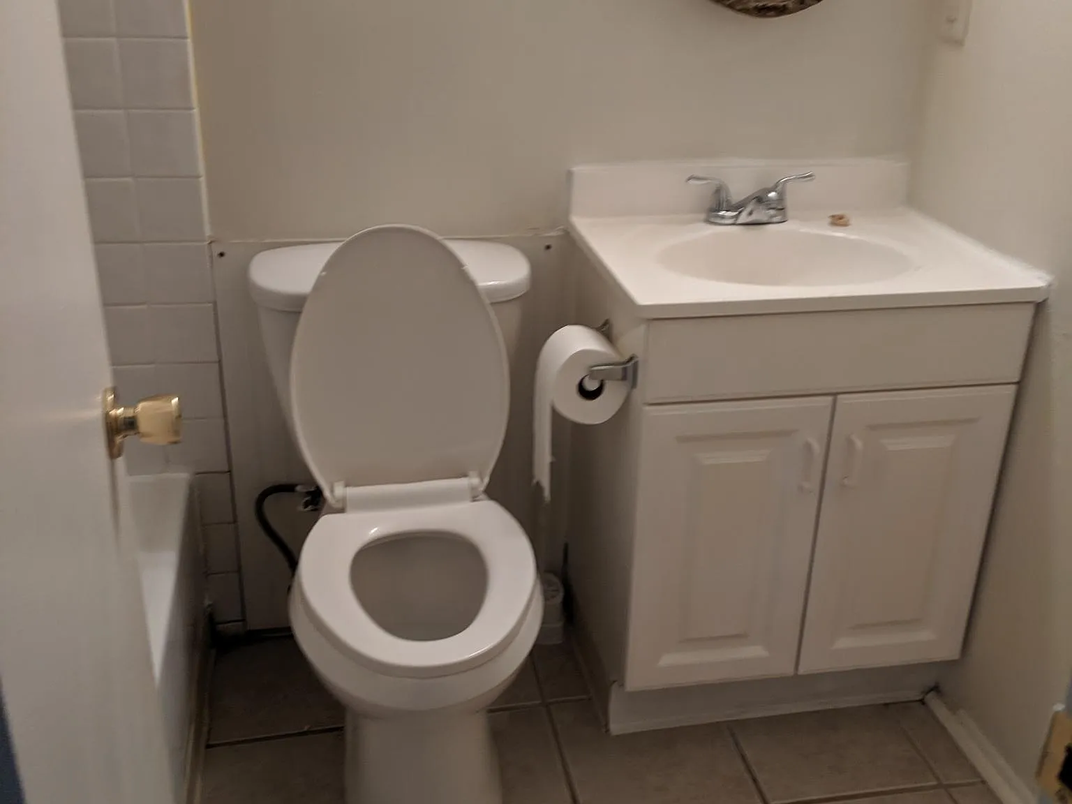 3 bed, 1050 sqft, $2,000 — Photo 4