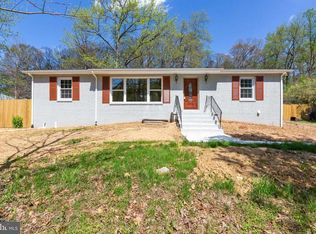 7135 Barry Rd, Alexandria, VA 22315