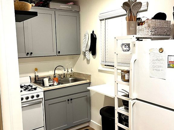 5th image of 142 N 100 E