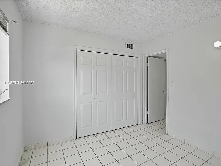 461 SW 7th St #5 — Photo 13