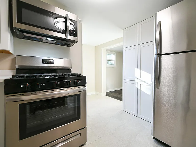 2697 S Highland Dr — Photo 3