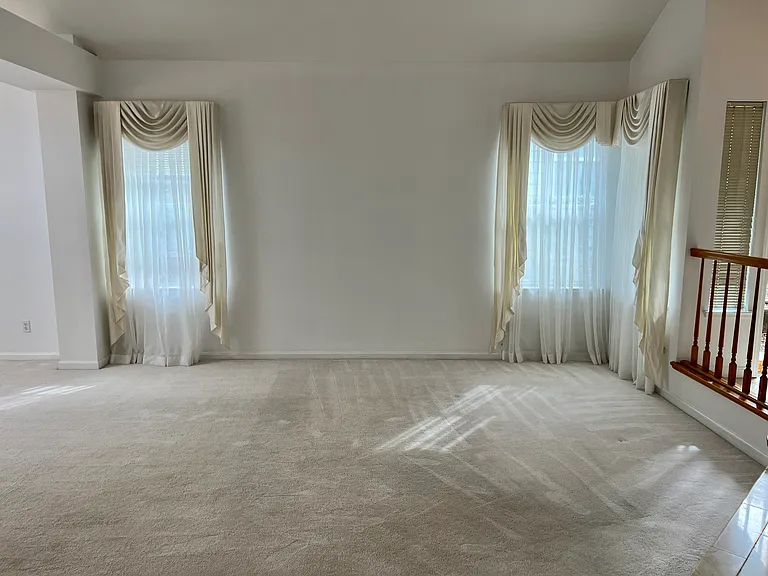 11688 Olive Spring Ct — Photo 18