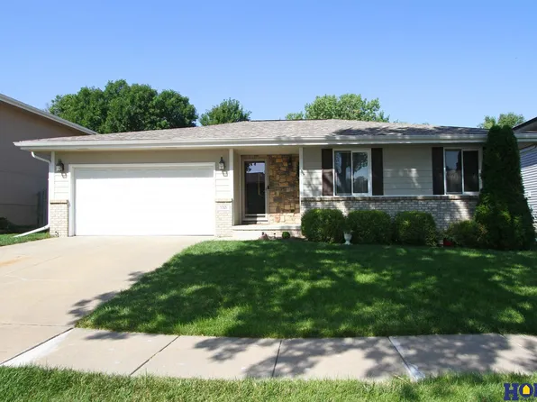 5321 S 78th St, Lincoln, NE 68516