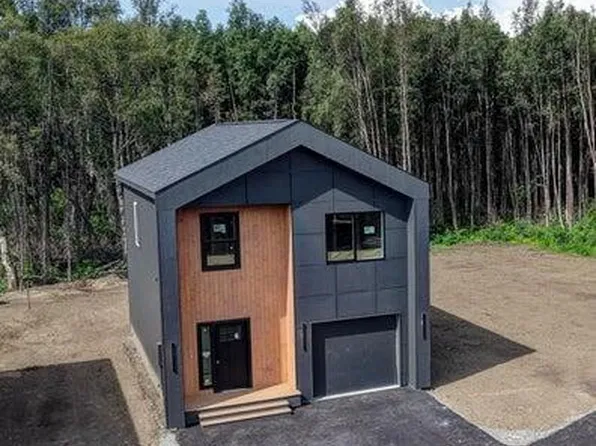 13843 E Doc McKinley Ave, Palmer, AK 99645