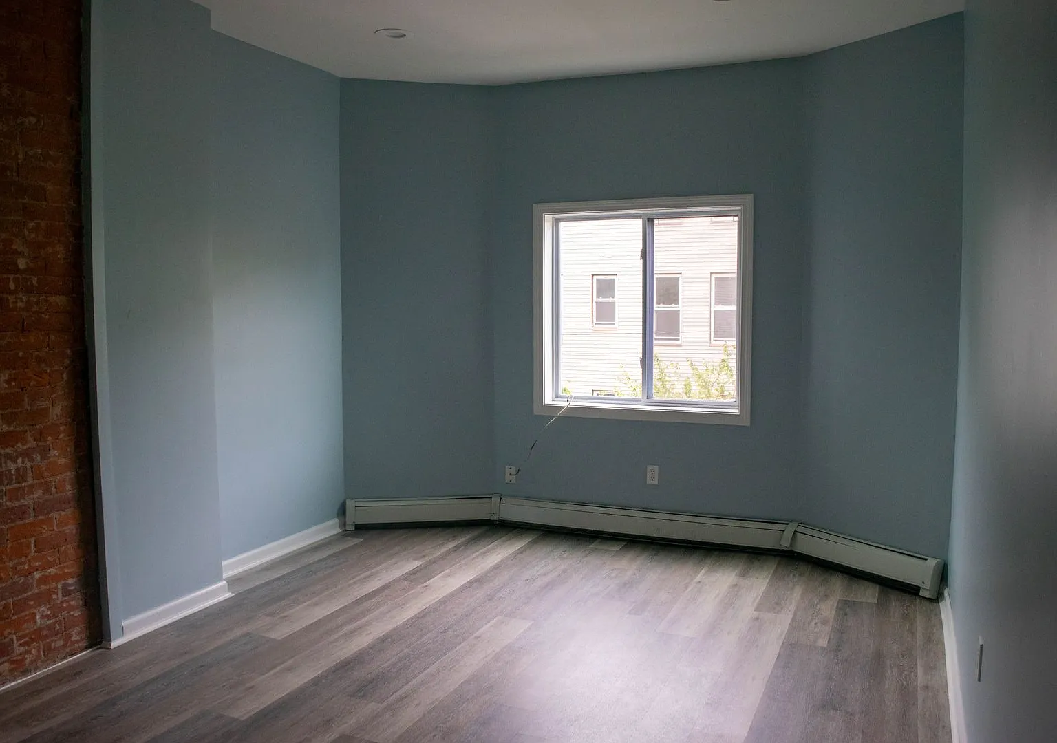 62 Shelton — Photo 4